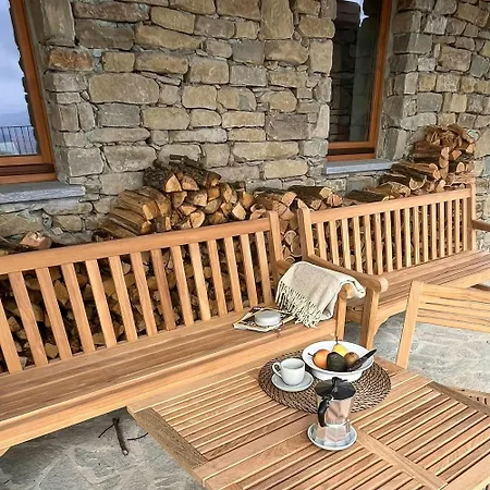 Luxury Cloud-level Near Roccaverano بيت للعطل Mombaldone