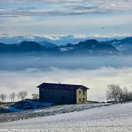 Luxury Cloud-level Near Roccaverano Σπίτι διακοπών *