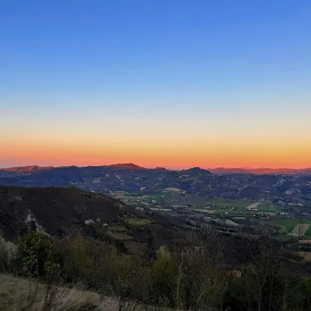 Luxury Cloud-level Near Roccaverano * Mombaldone